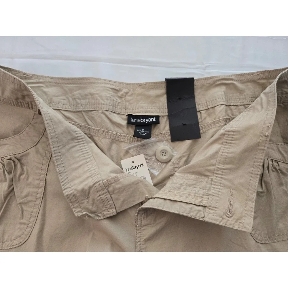Lane Bryant Khaki Shorts Size 14 NWT Cotton Poplin Stretch 7 to 8 inch inseam